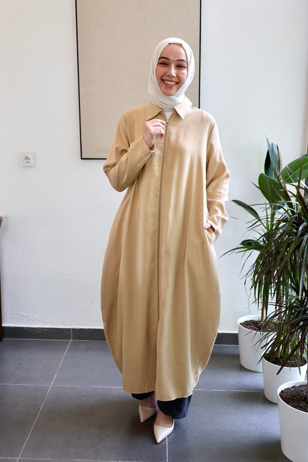 Giy Çık Kap Model Yırtmaç Detay - Camel