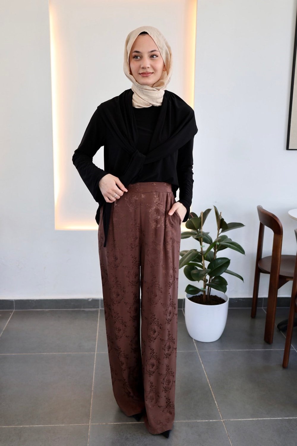 Jakarlı Desenli Pantolon - Kahve