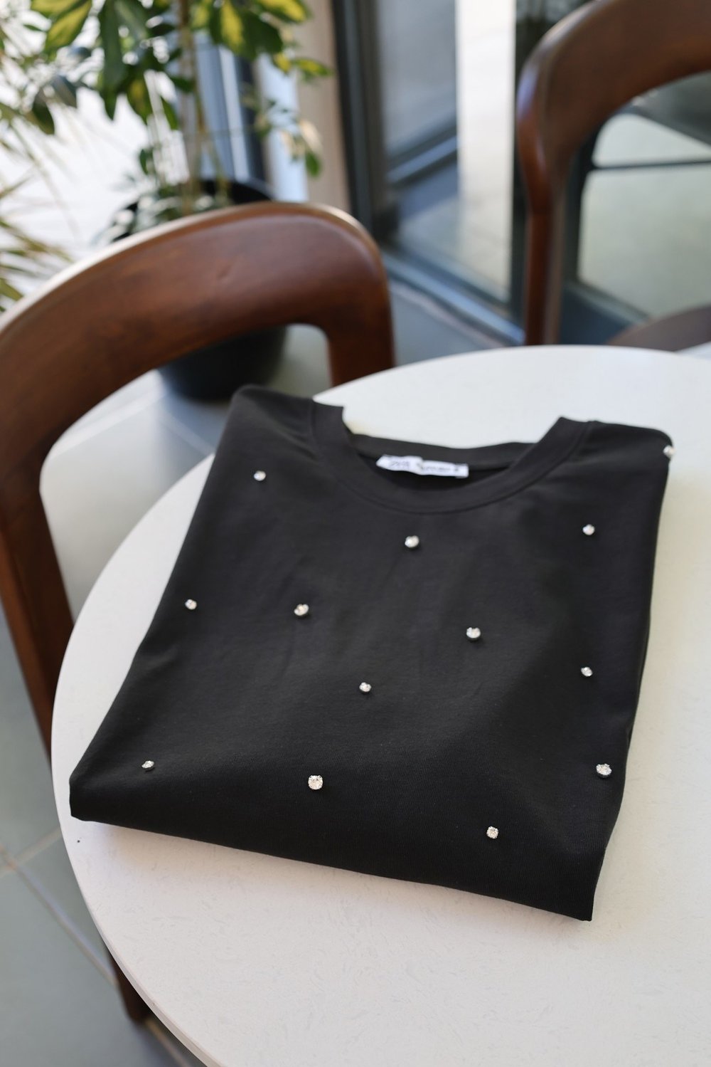 Zımba Taş Detay Tshirt - Siyah