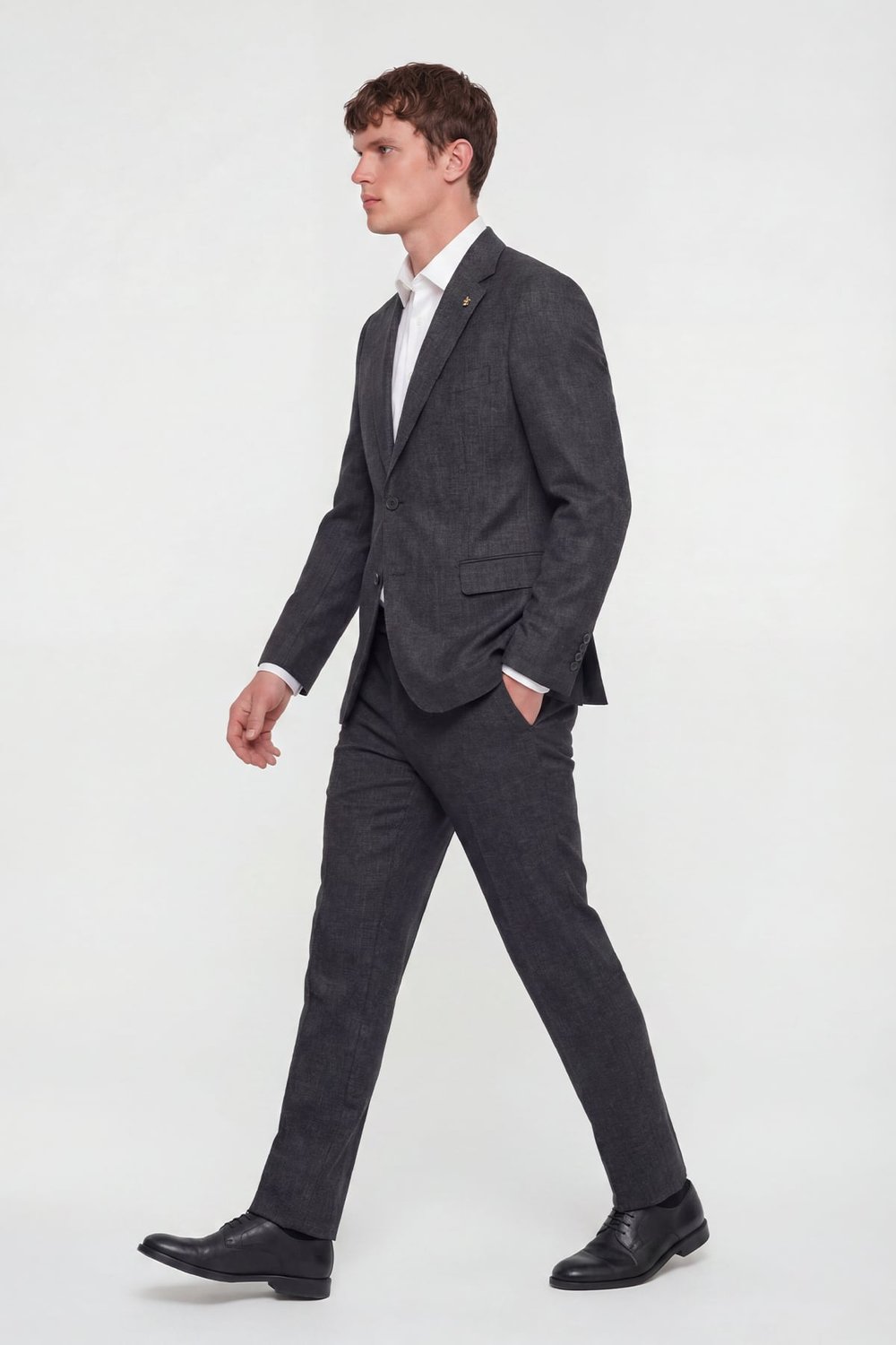 Giotelli Erkek Siyah Dar Kesim Slim Fit Viskon Fleto Kapaklı Cep Klasik Yaka 4 Drop Takım Elbise