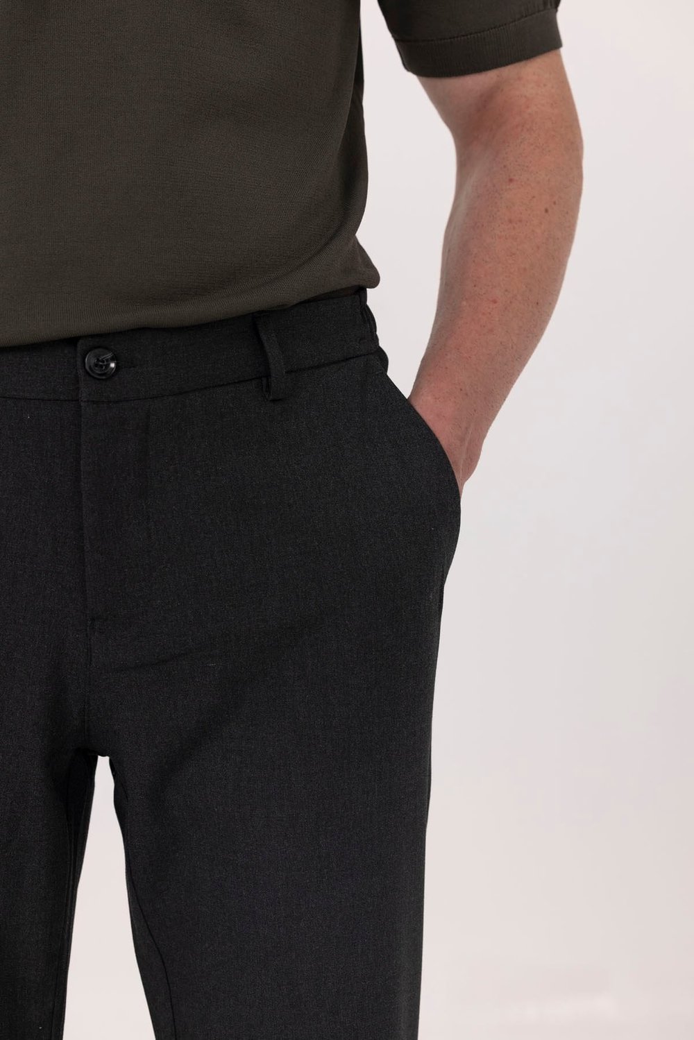 Antrasit Yanı Lastikli Köprülü Kemerli Slim Fit Jogger Pantolon
