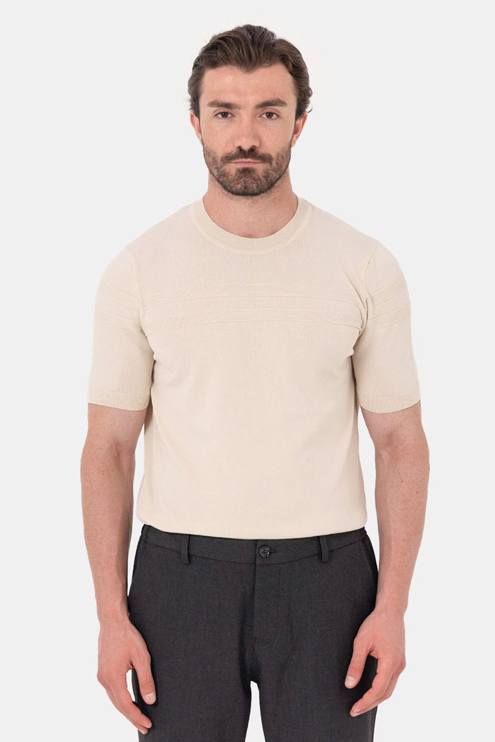 Bej Bisiklet Yaka Jakarlı Triko T-shirt