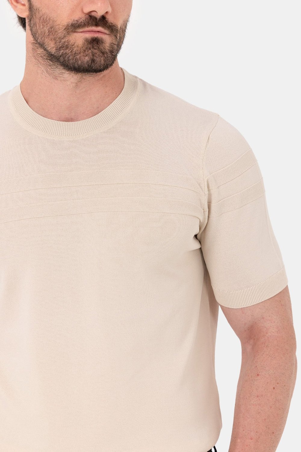 Bej Bisiklet Yaka Jakarlı Triko T-shirt