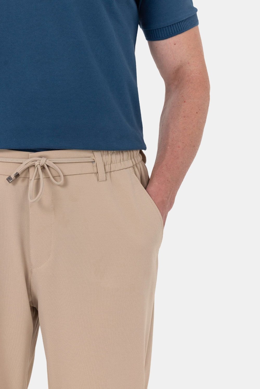 Bej Dokulu Arka Lastikli Köprü Kemerli Bağcıklı Slim Fit Jogger Pantolon
