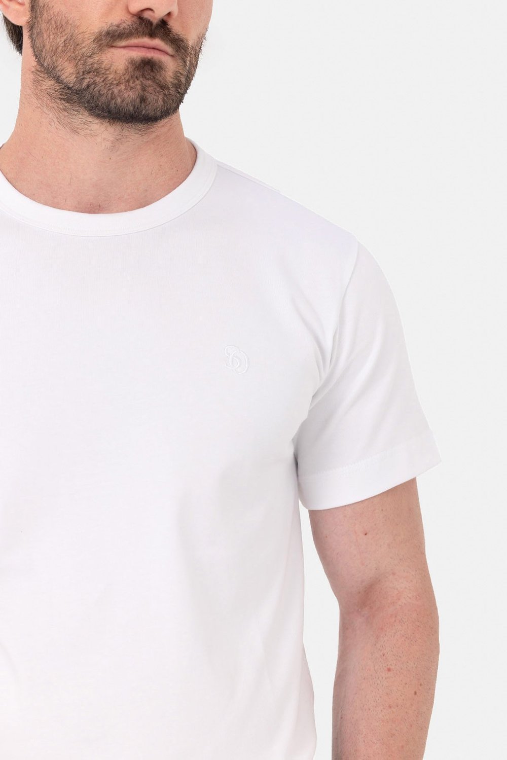 Beyaz Nakışlı %100 Pamuk Bisiklet Yaka Düz Renk Basic T-Shirt