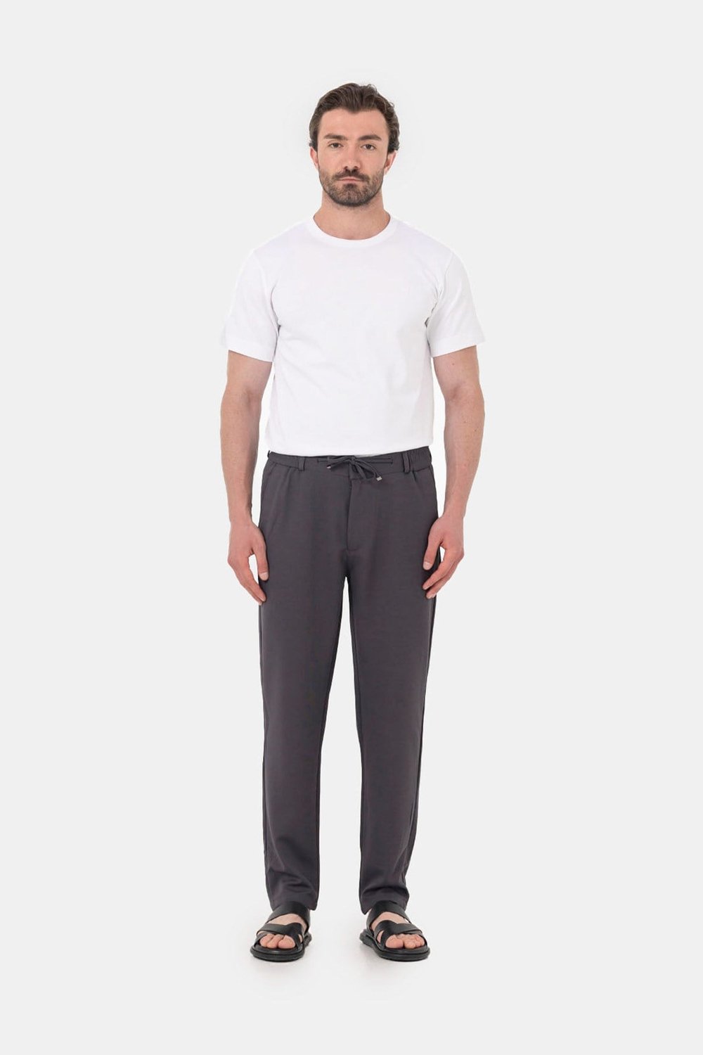 Beyaz Nakışlı %100 Pamuk Bisiklet Yaka Düz Renk Basic T-Shirt