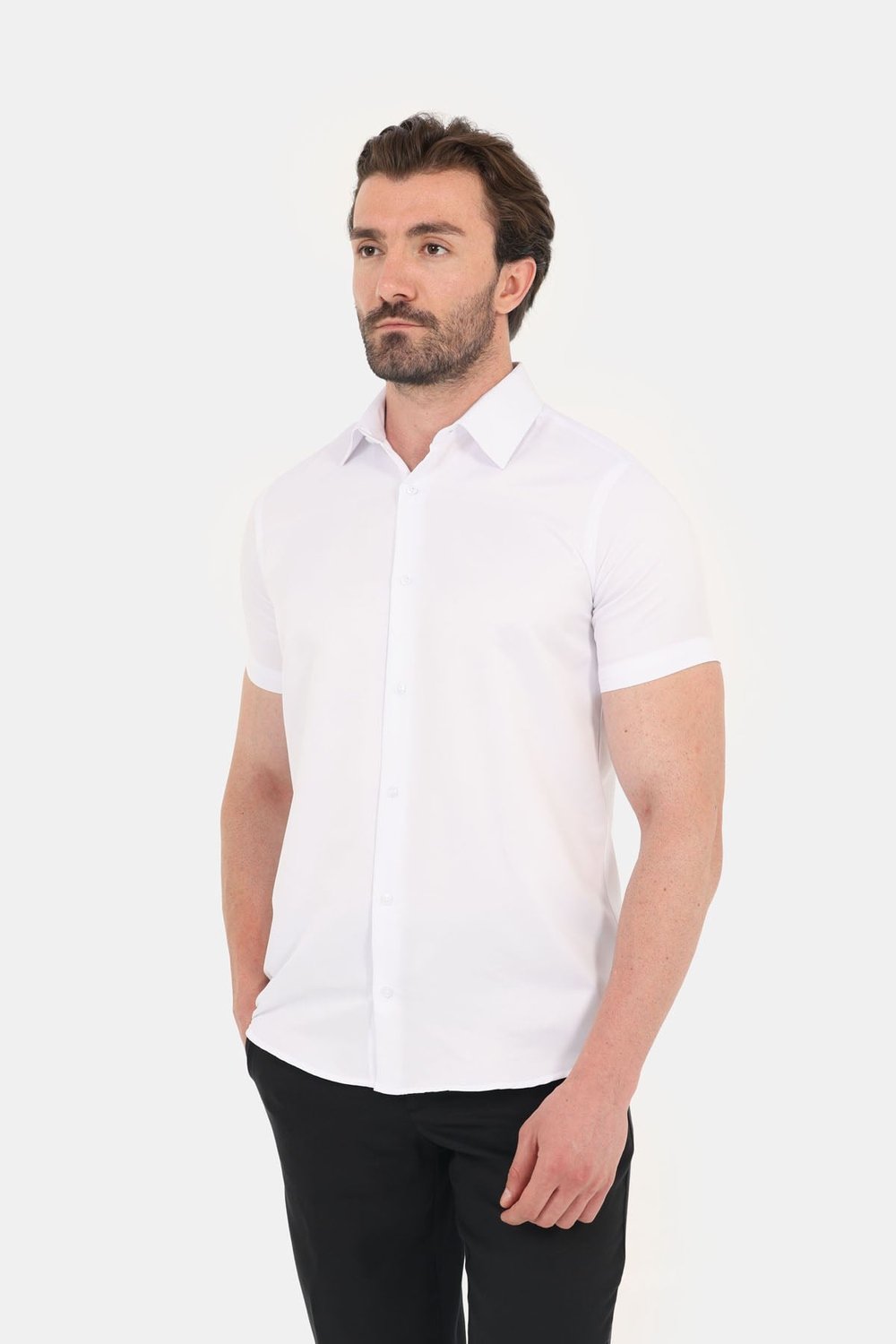 Beyaz Pamuklu Regular Fit Kısa Kollu Klasık Yaka Gömlek 