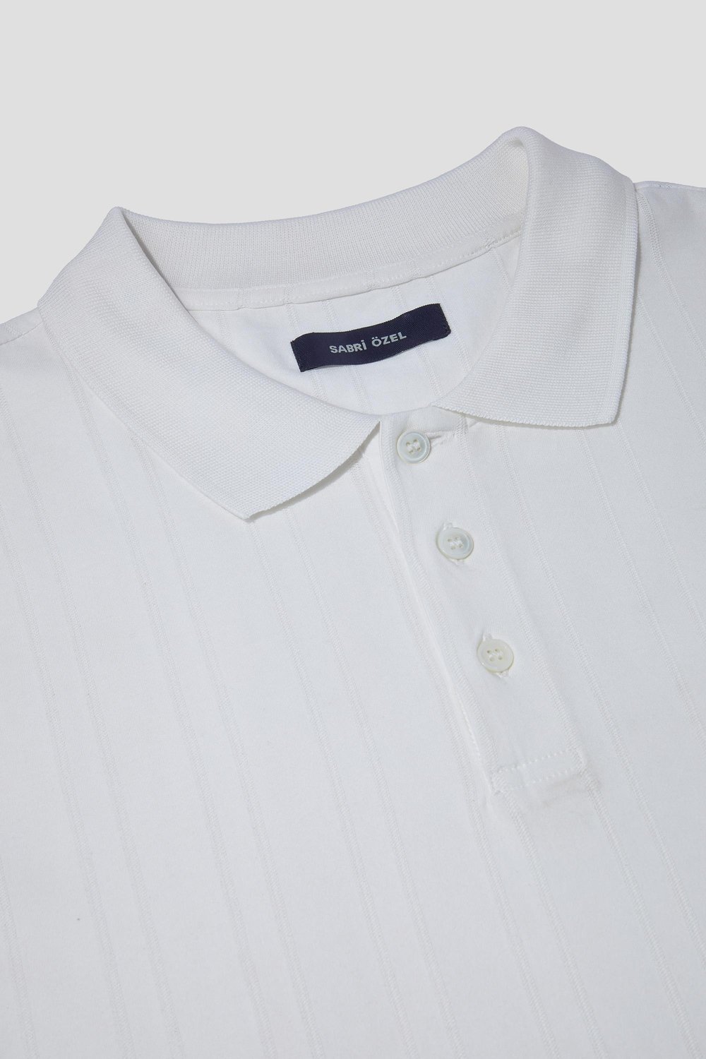 Düğmeli Jakar Desenli Polo Yaka Erkek T-Shirt Beyaz