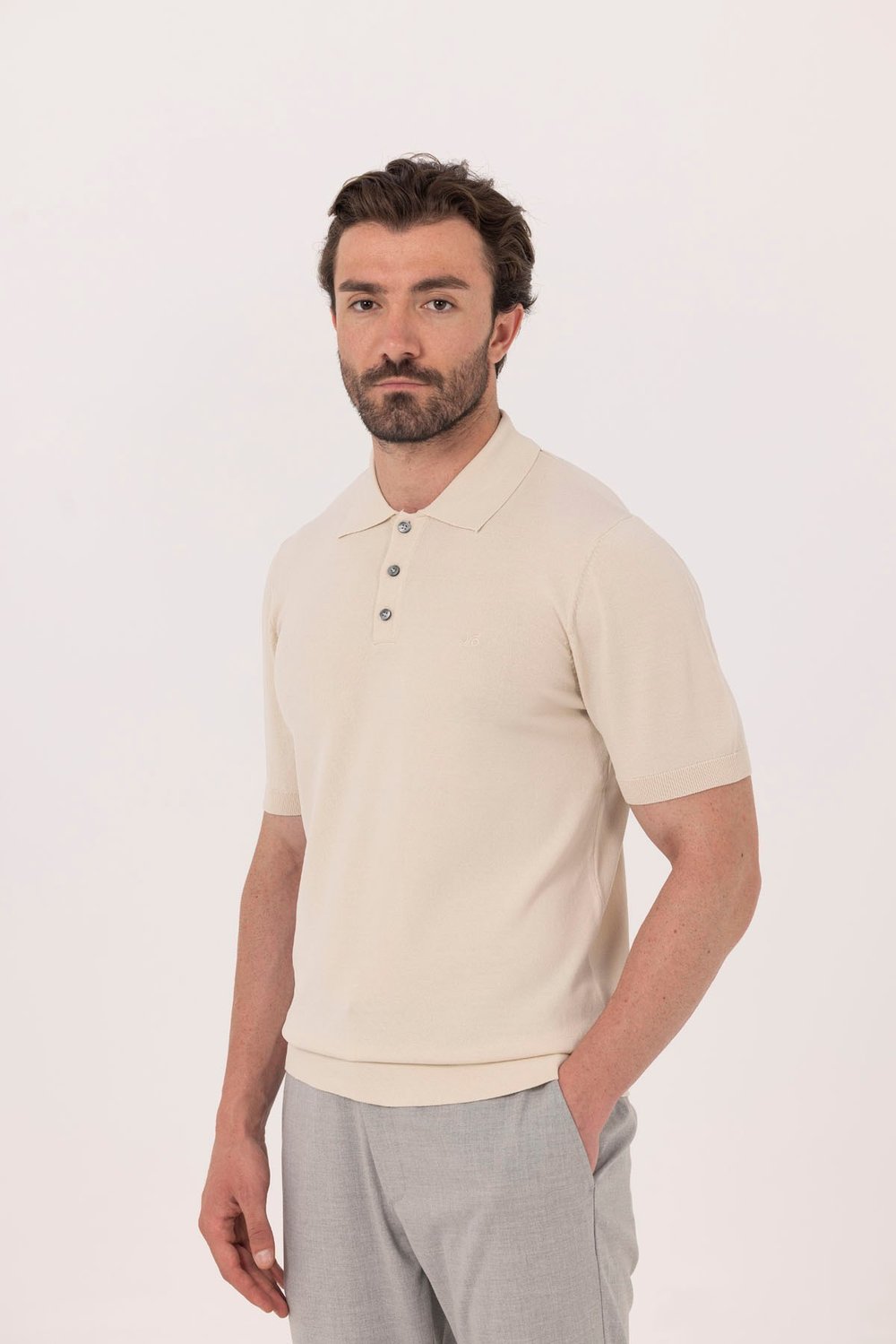 Bej Regular Fit Göğüs Nakış Detaylı Polo Yaka Triko T-shirt