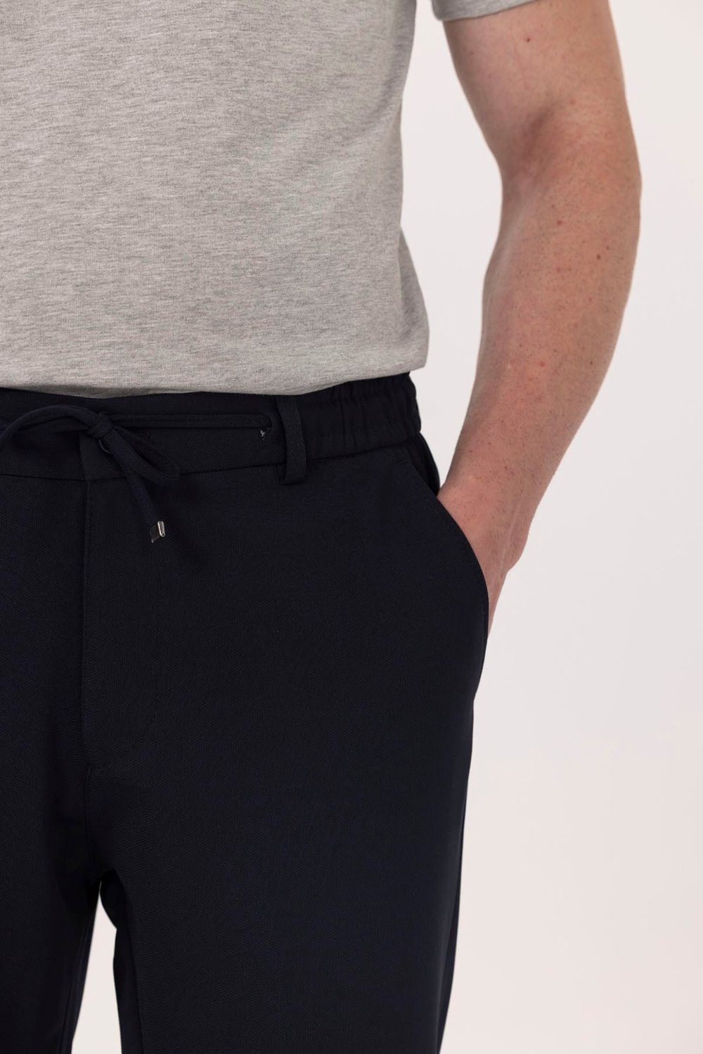 Lacivert Dokulu Arka Lastikli Köprü Kemerli Bağcıklı Slim Fit Jogger Pantolon