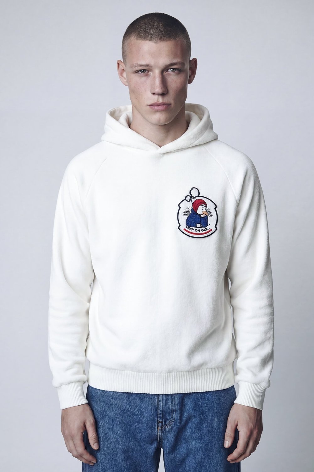 Giotelli Erkek Beyaz Normal Kesim Regular Fit Pamuklu Örme Kapüşonlu Sweatshirt