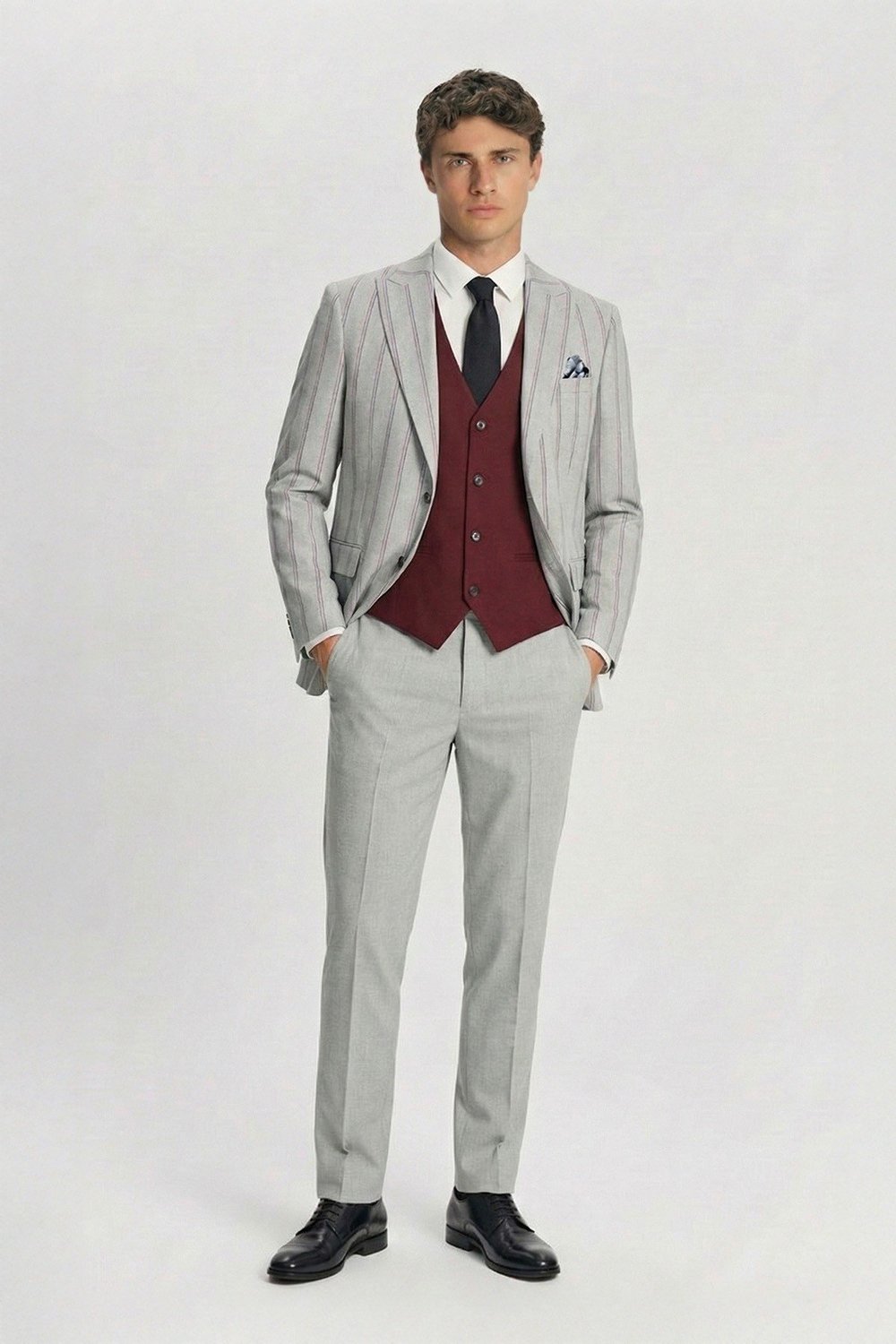 Giotelli Erkek Gri Regular Fit Çizgili Mono Yaka Yelekli 6 Drop Takım Elbise