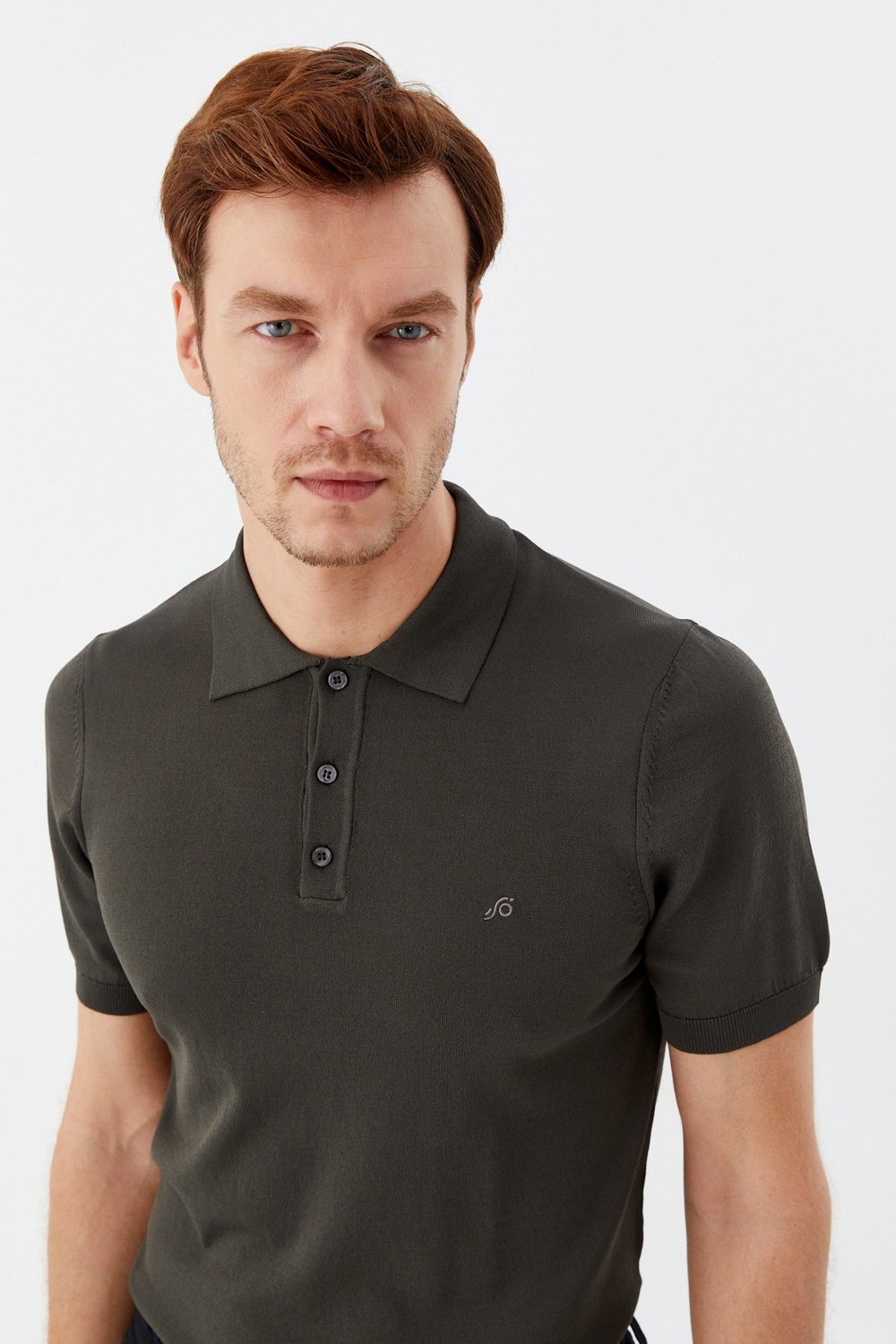 Koyu Yeşil Regular Fit Göğüs Nakış Detaylı Polo Yaka Triko T-shirt