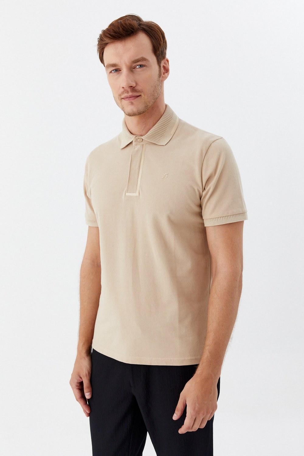 Kum %100 Pamuk Gizli Fermuarlı Polo Yaka T-shirt 