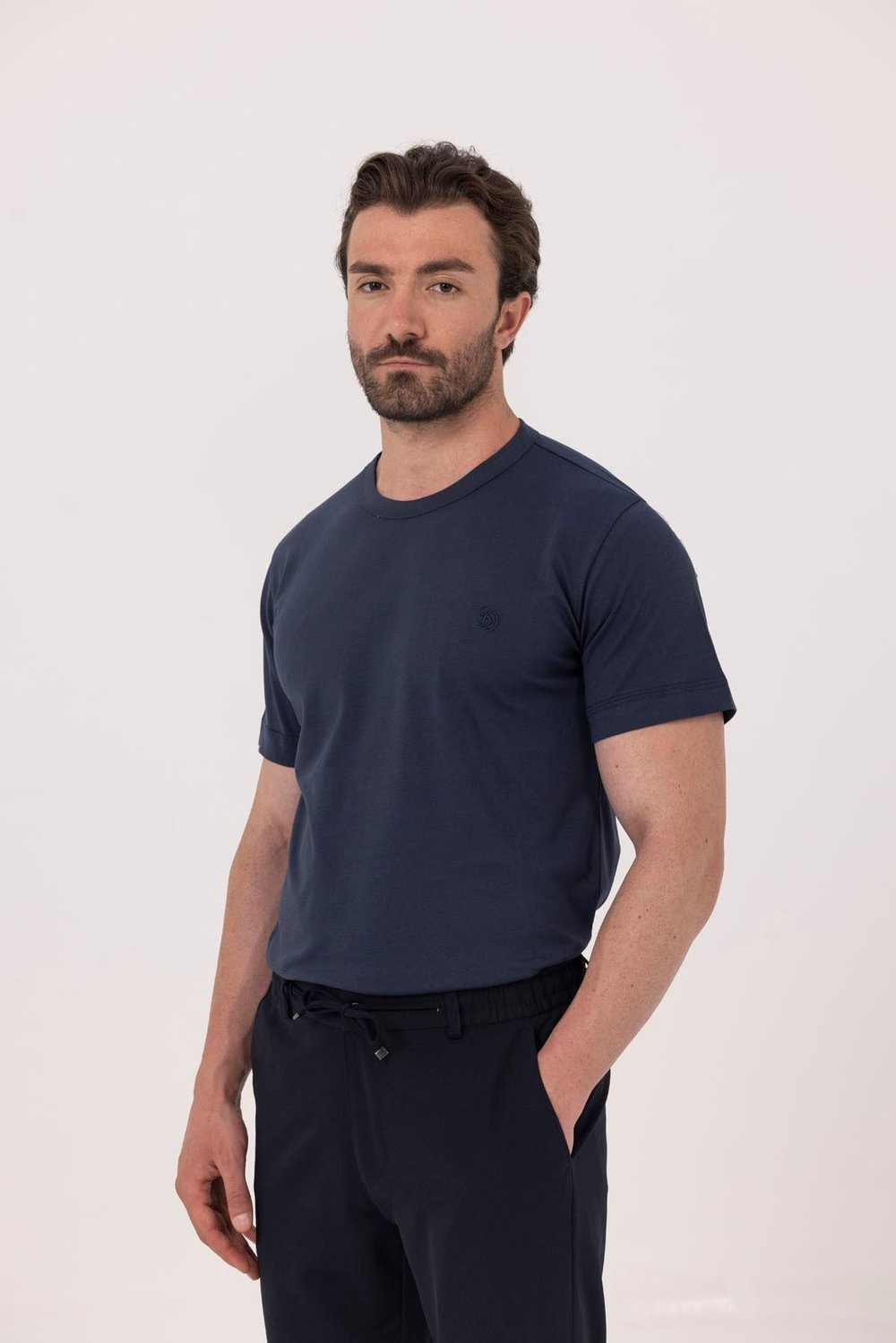 Lacivert Nakışlı %100 Pamuk Bisiklet Yaka Düz Renk Basic T-Shirt