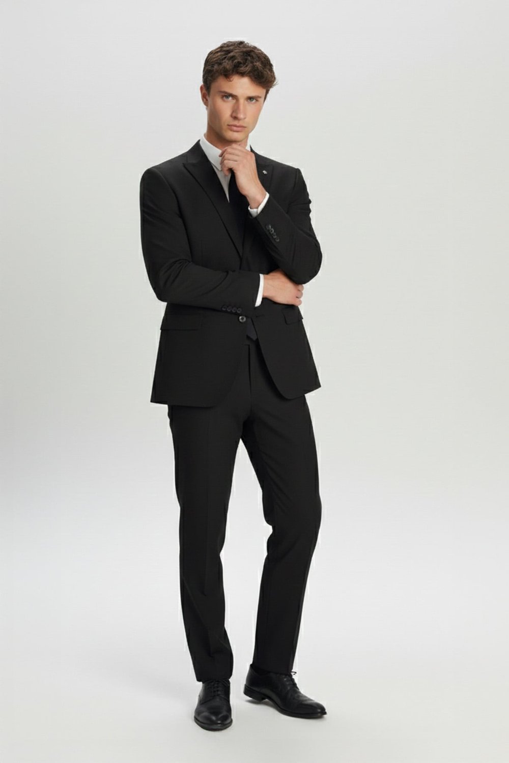 Erkek Siyah Dar Kesim Slim Fit Yünlü Sivri Yaka Tam Astarlı Düğmeli Kordonlu Lastikli Bel Casual 4 Drop Takım Elbise