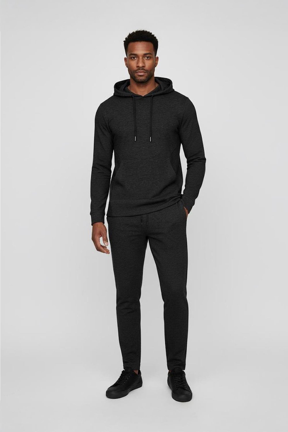Giotelli Siyah Regular Fit Pamuk Karışımlı Kapüşonlu Erkek Eşofman Takımı