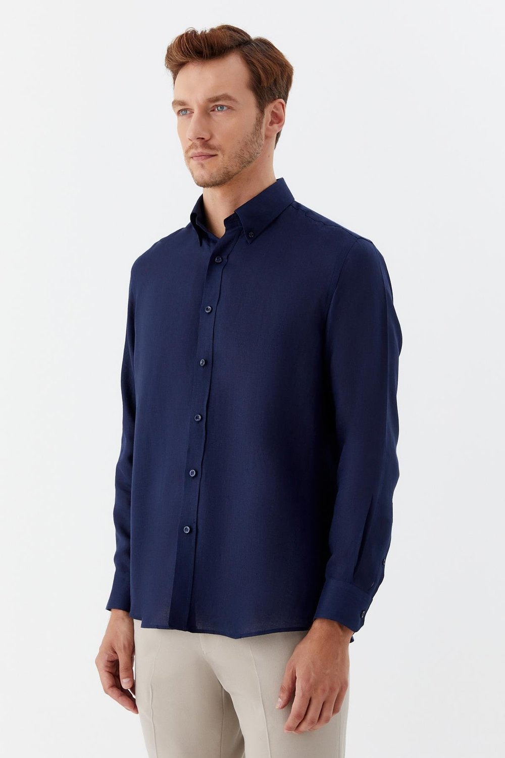 Erkek Lacivert Uzun Kollu %100 Keten Regular Fit Düğmeli Yaka Gömlek