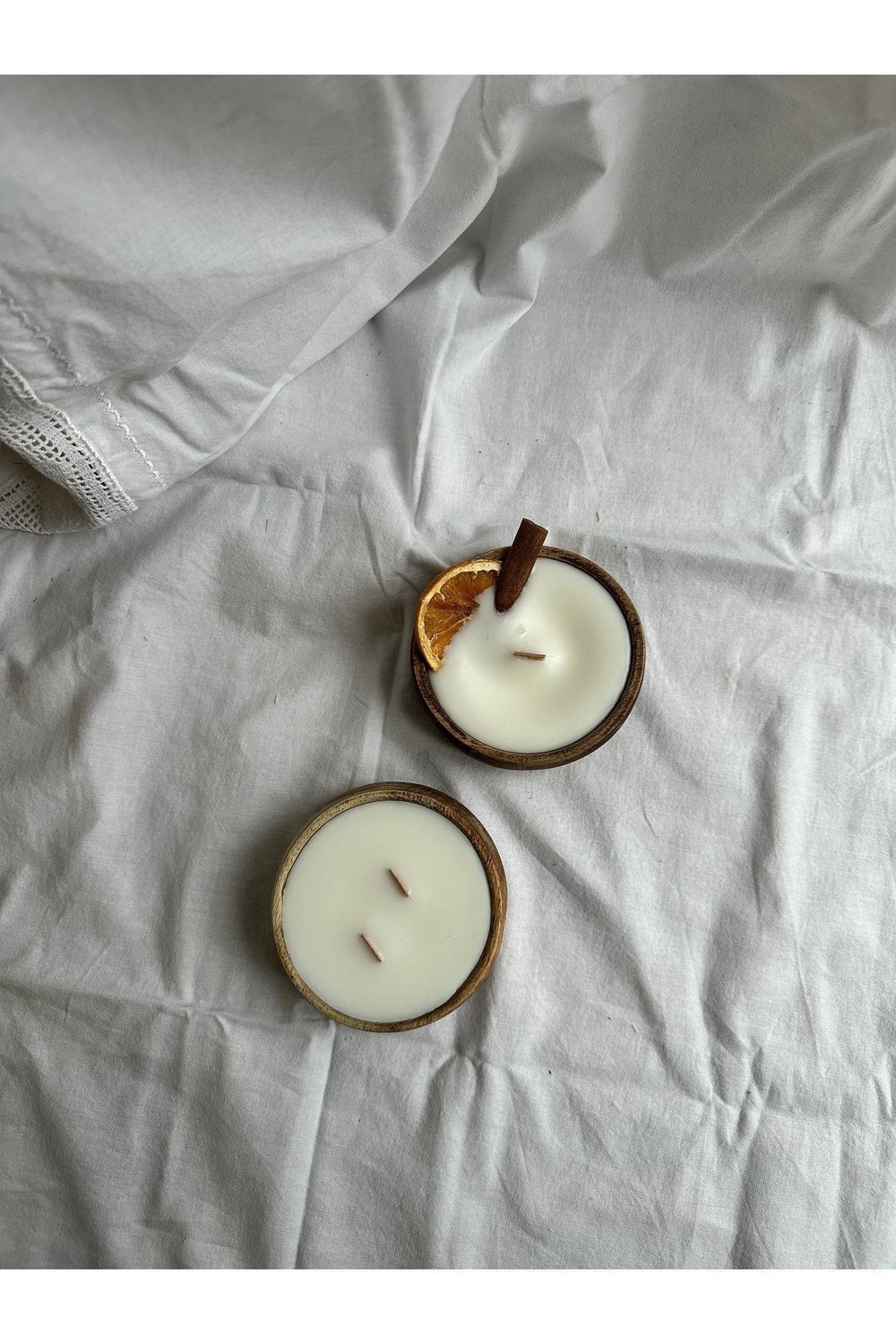 MİSACONCEPT AHŞAP KASEDE KOKULU ÇIRALI SOYA WAX MUM 2ADET