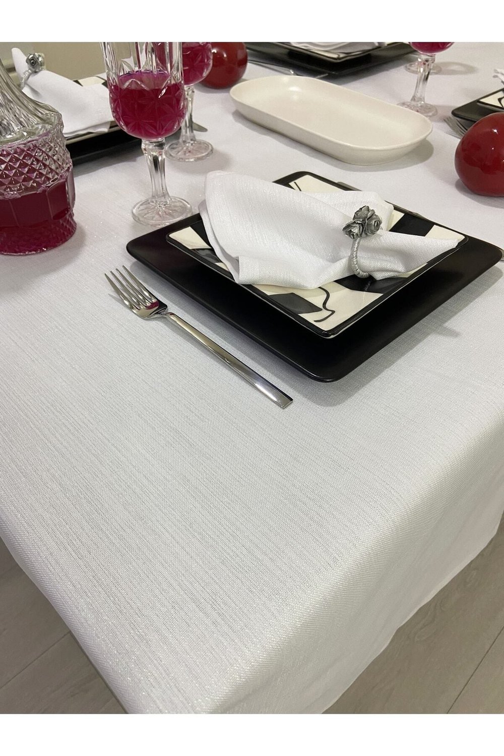Simli Beyaz Masa Örtüsü 25 Parça Set