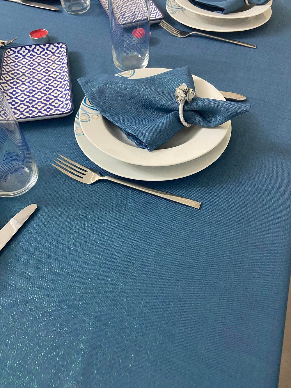 Zeren Home Polyester Keten Simli Oval Masa Örtüsü İndigo Mavi + 6 Peçete