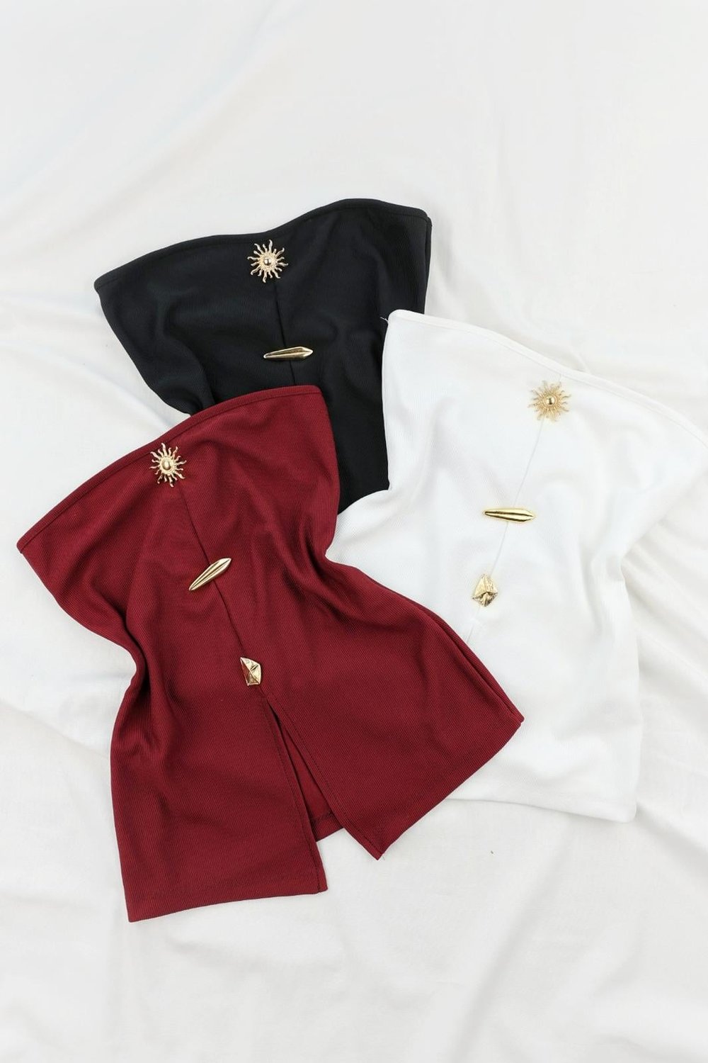 BluzGold Sembollü Straplez Bluz