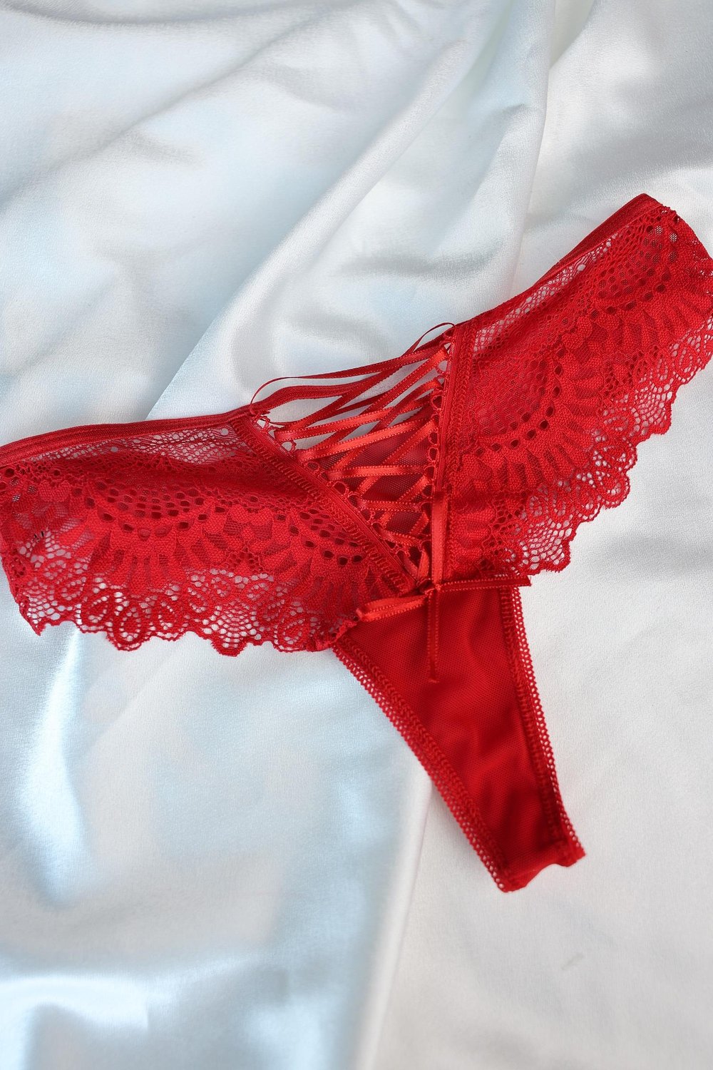 Külot/TangaÖnü Kuşgözü Dantelli Tanga