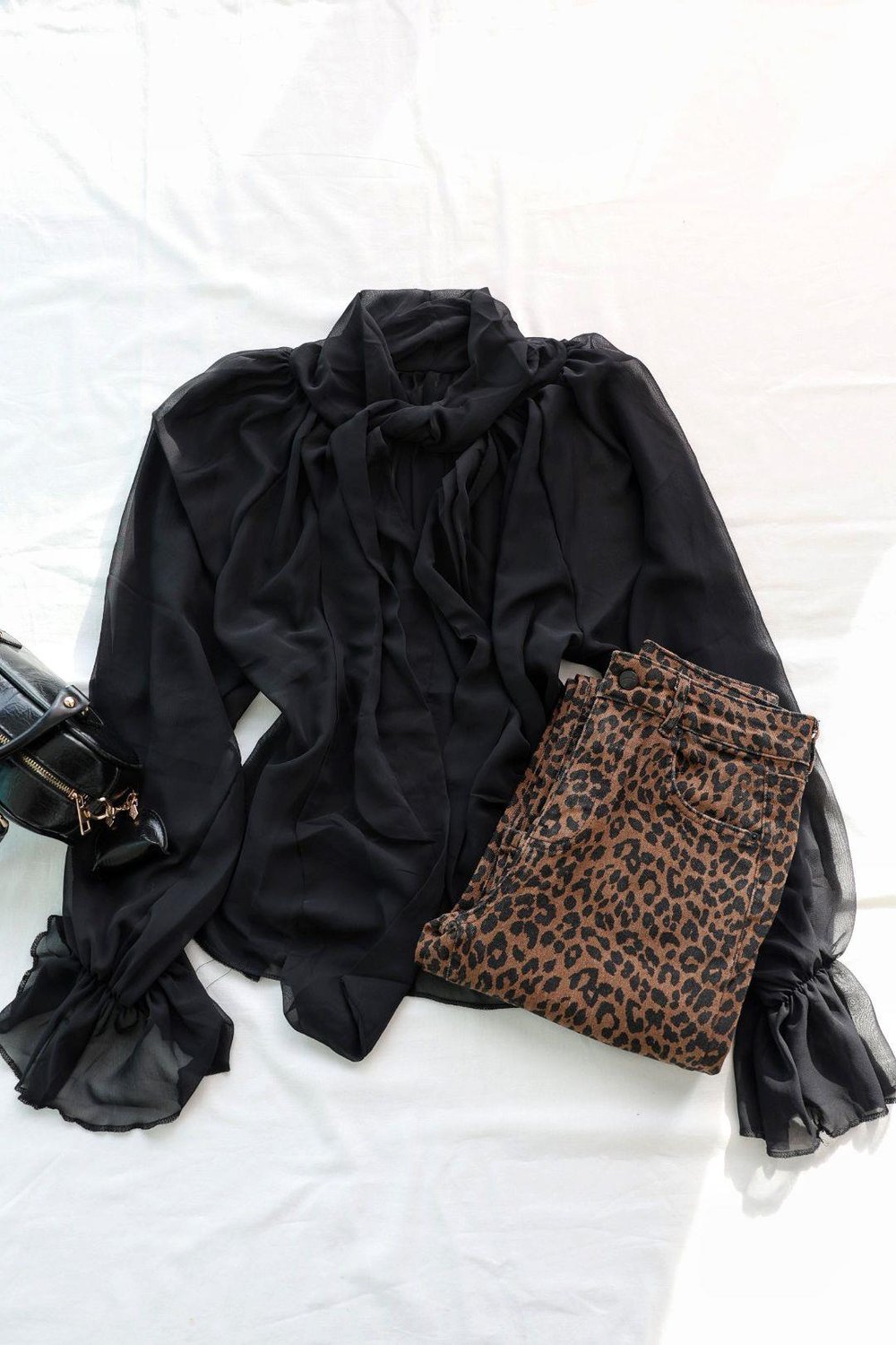 GömlekBüzgülü Şifon Bluz