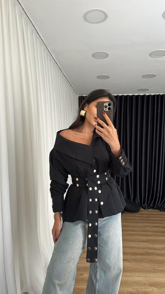 Diana Tasarım Kemerli Zımbalı Asimetrik Gömlek