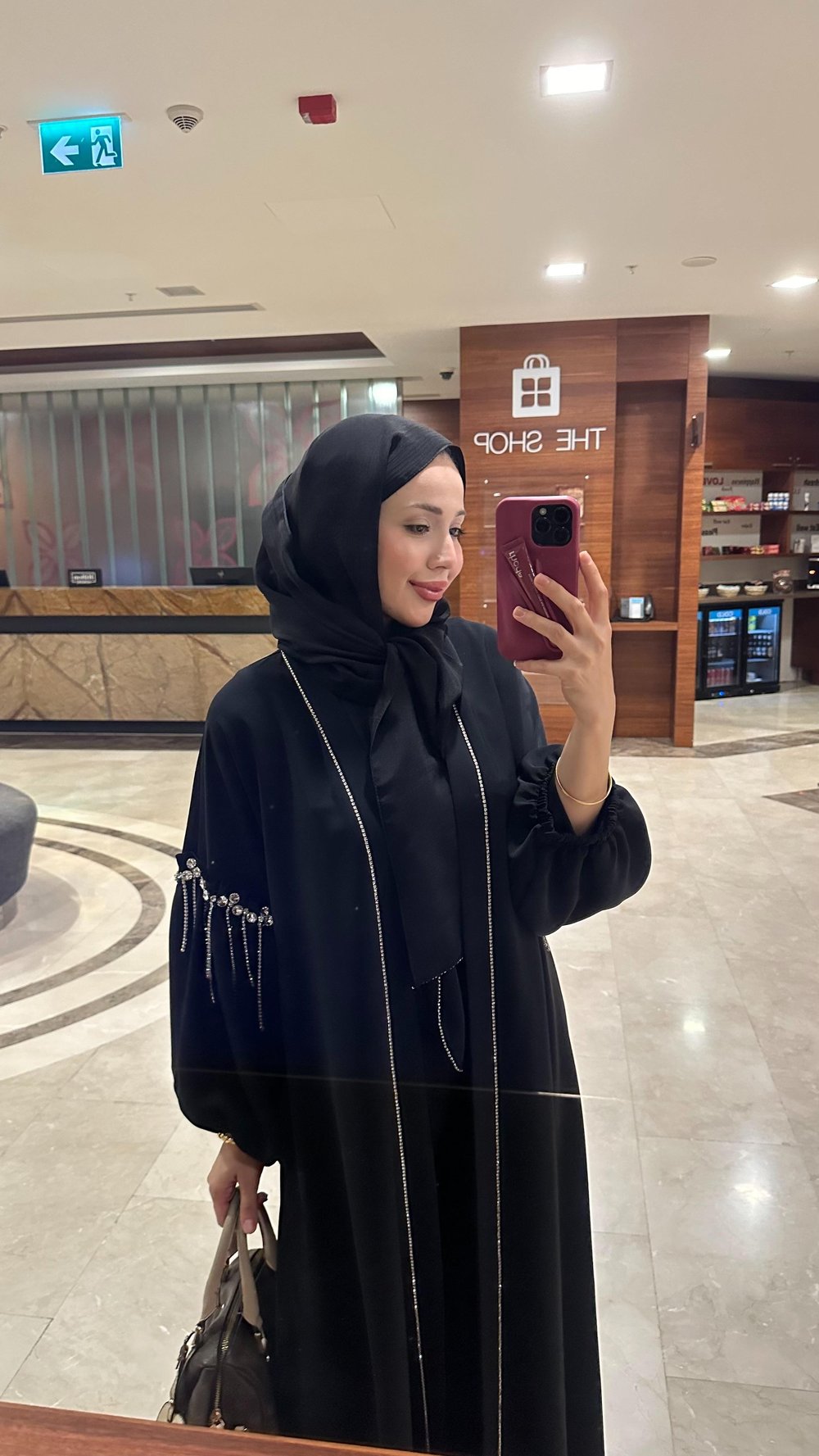 ETRUCCİ İŞLEMELİ ABAYA