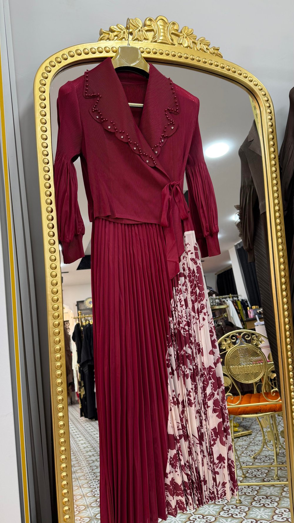 BORDO AKORDİYON ELBİSE