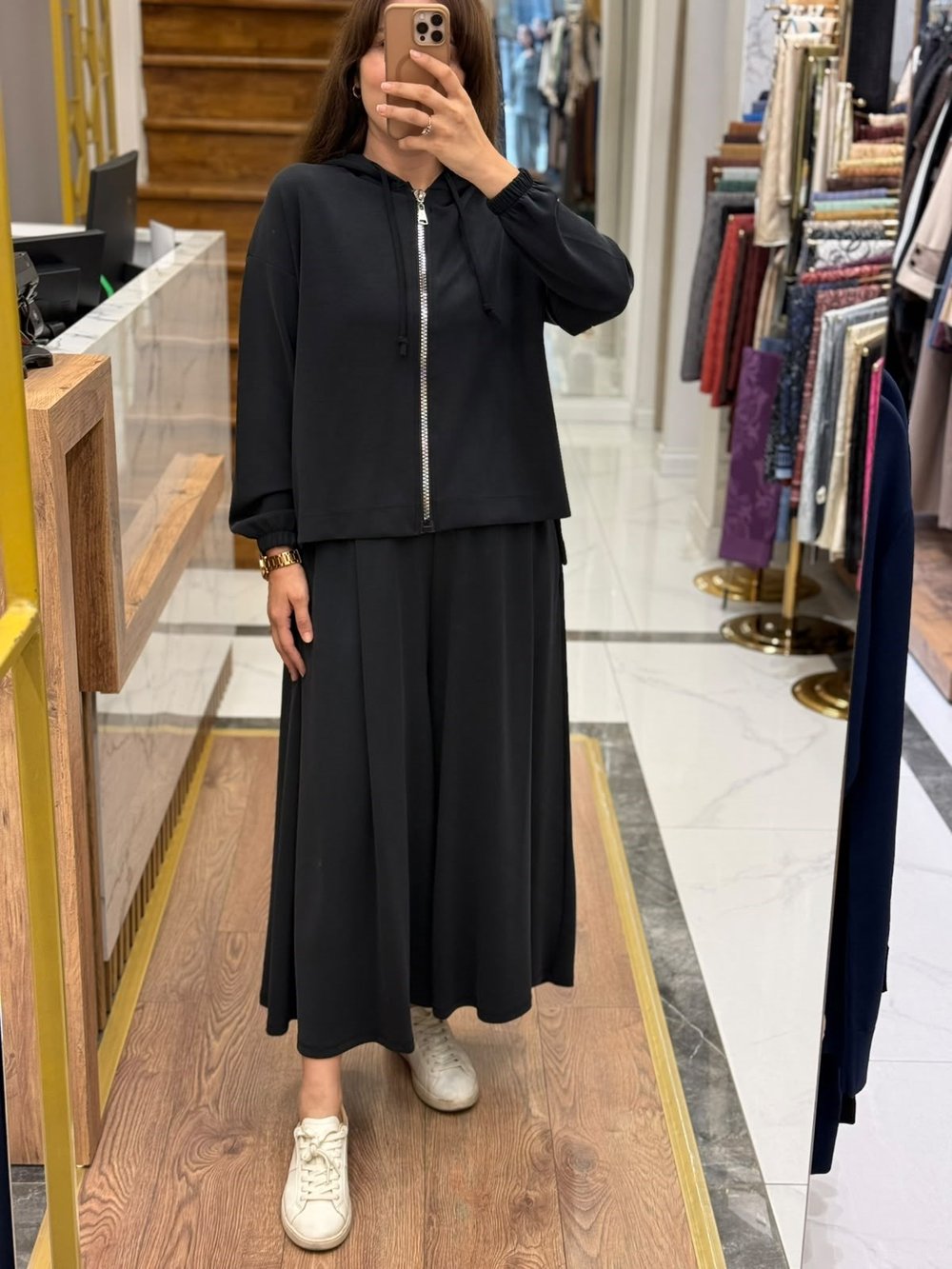 MRW-SİYAH MYRA TAKIM