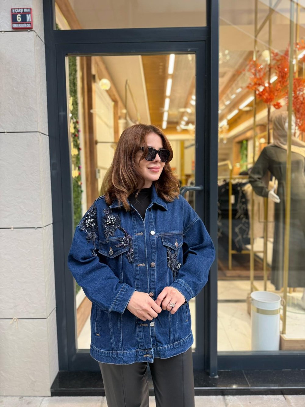 CEPLERİ TAŞLI JEAN CEKET
