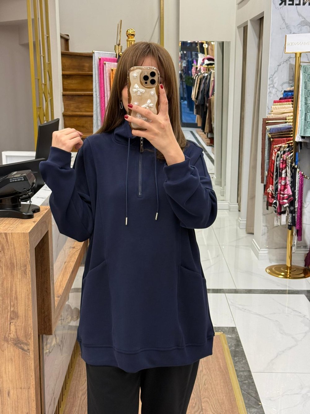 YÜKSEK YAKALI CEPLİ S-SHIRT