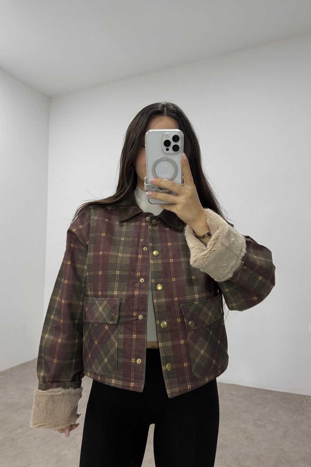 Bordo Ekoseli İçi Polar Kürklü Su Geçirmez Mont