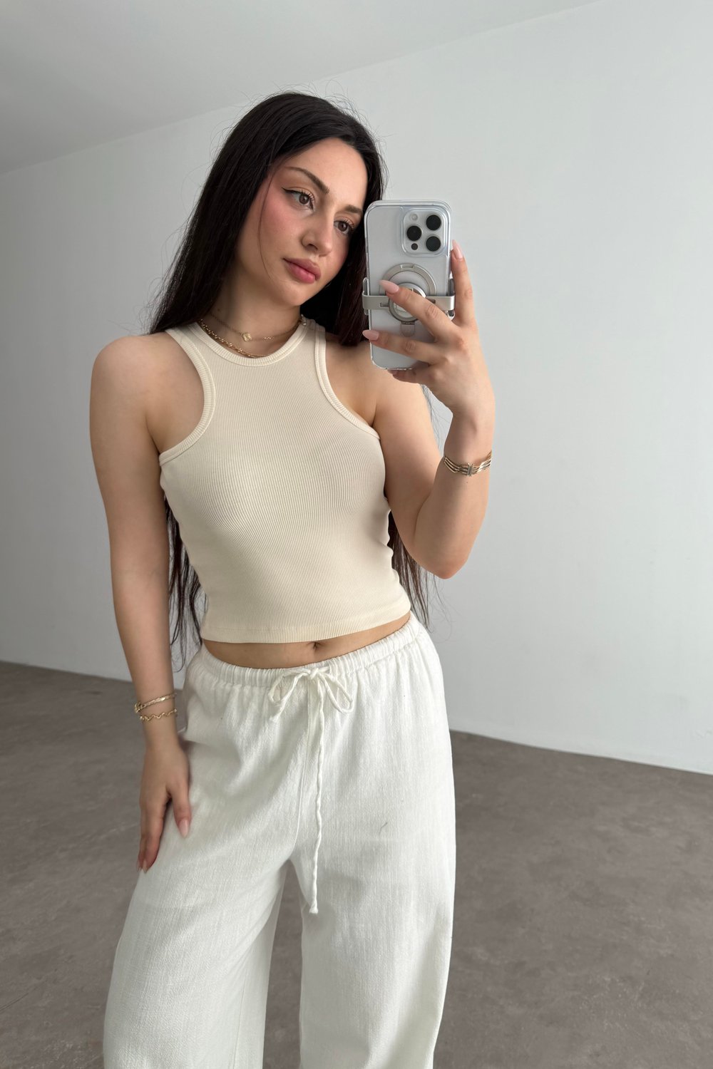 Derin Halter Yaka Fitilli Atlet Ekru