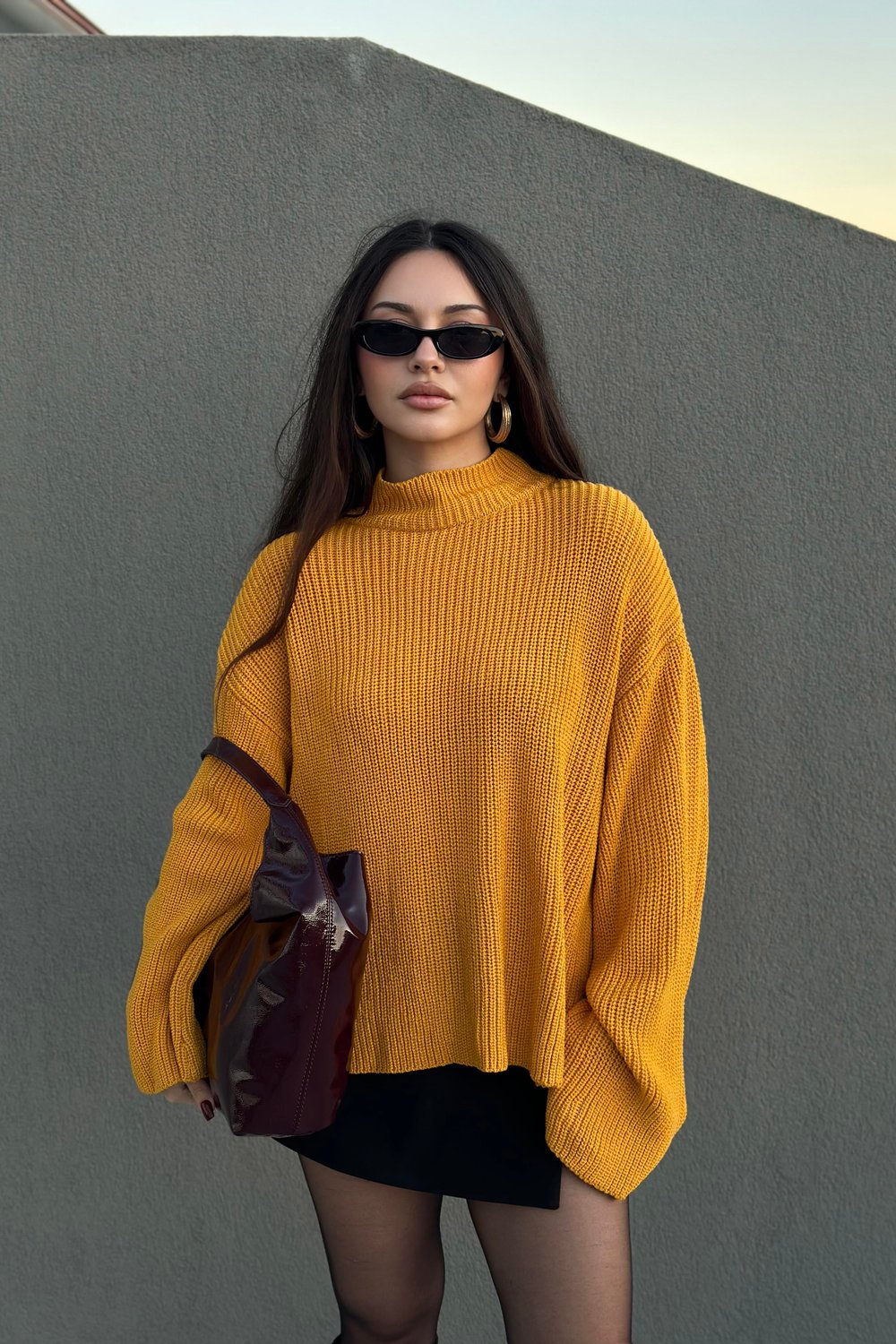 Geniş Kollu Dik Yaka Premium Kazak Hardal