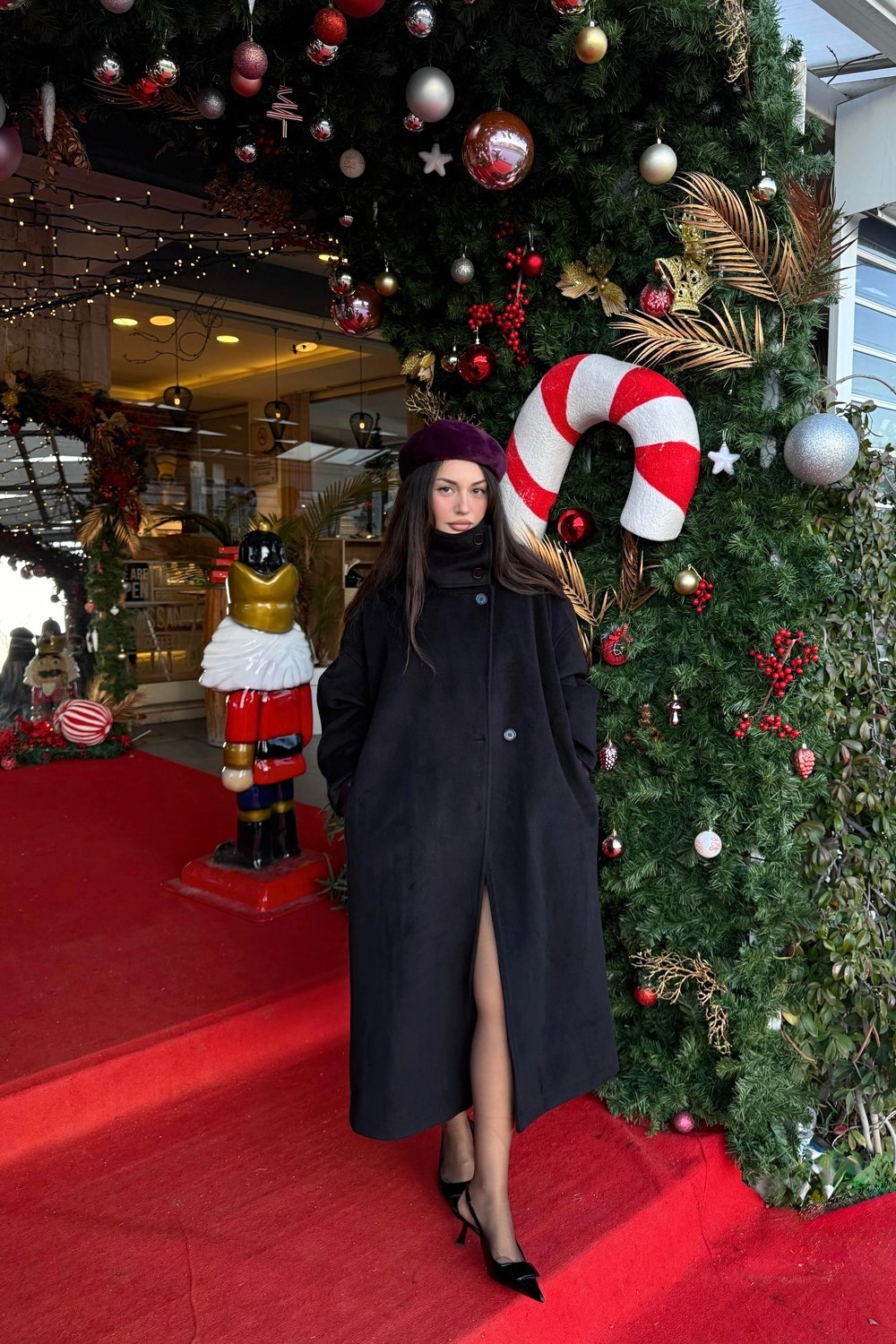 Premium Diana Dik Yakalı Kaşe Kaban Siyah