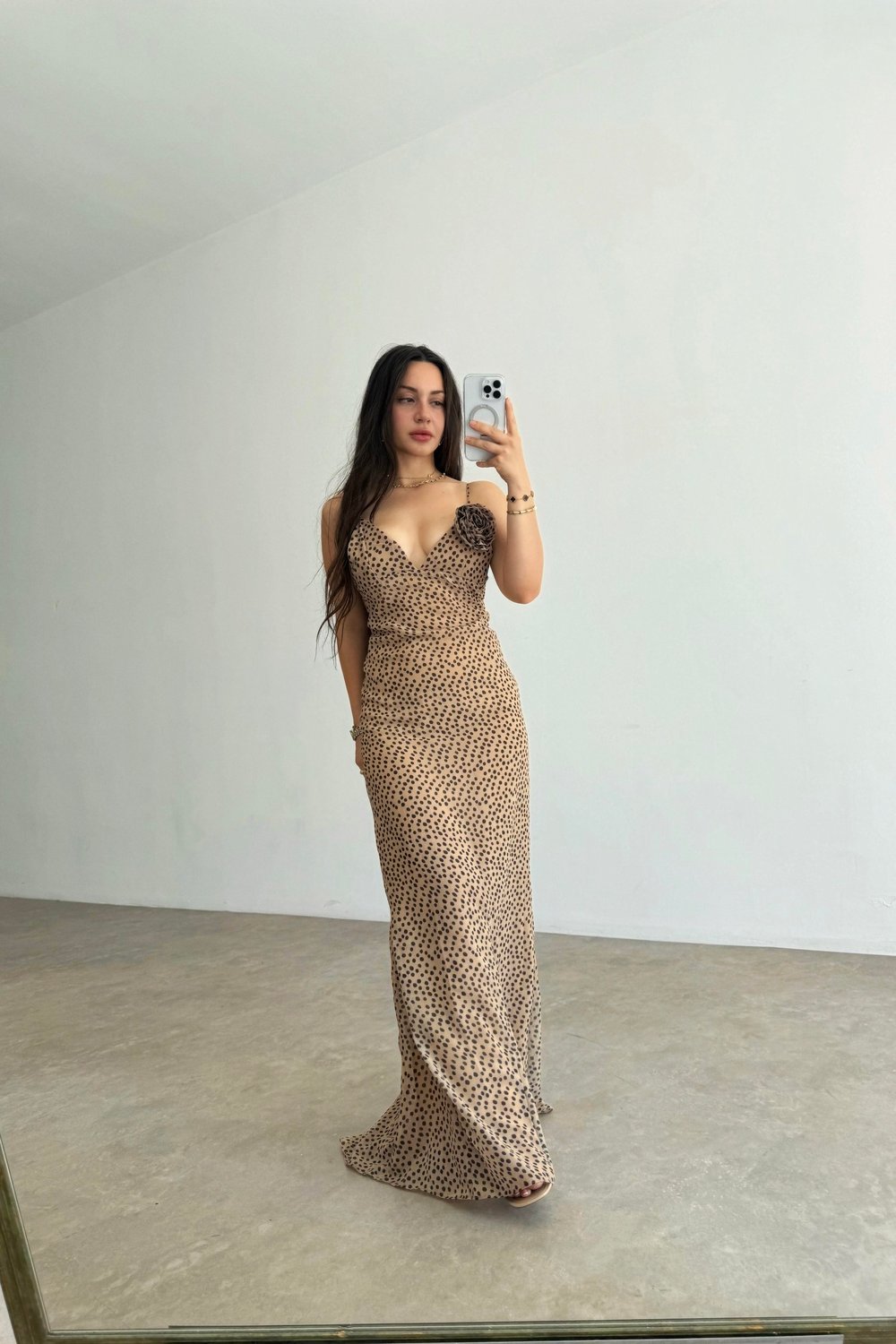 Premium Puantiyeli Camel Gül Detaylı Elbise