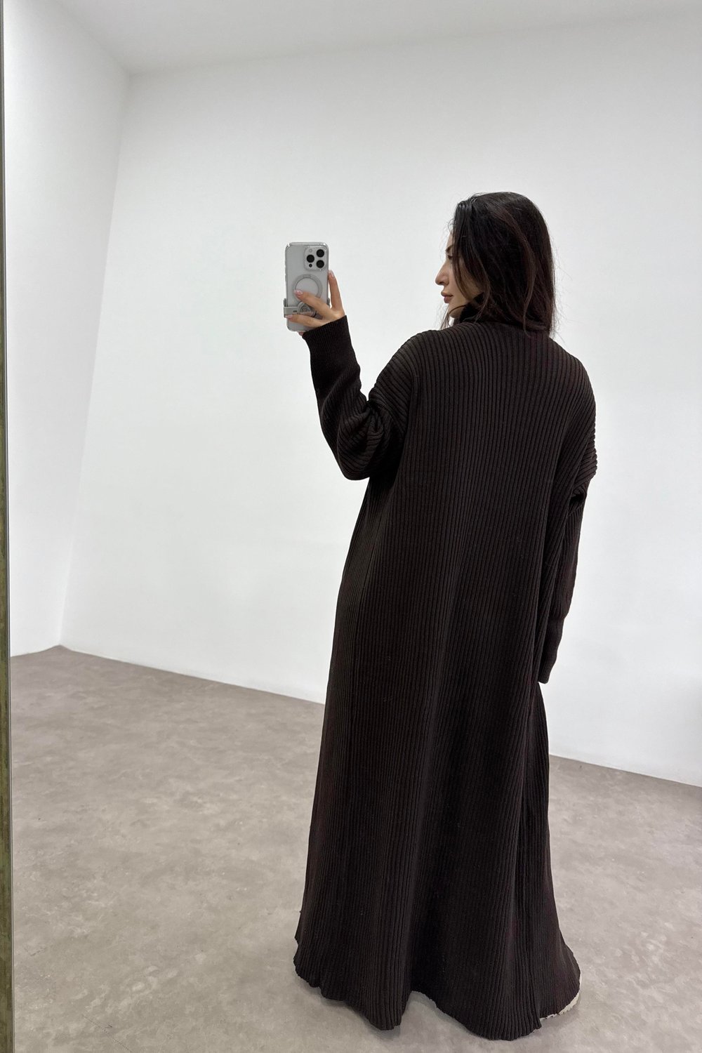 Uzun Hırkalı Pantolonlu Üç Parça Kahve Takım