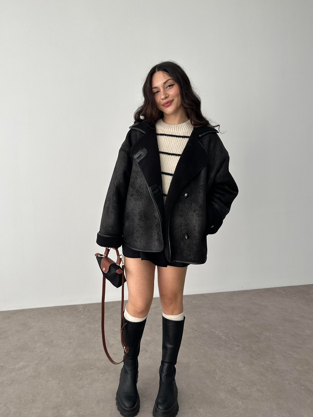 ZR Model Yakalı Teddy Kürklü Siyah Mont