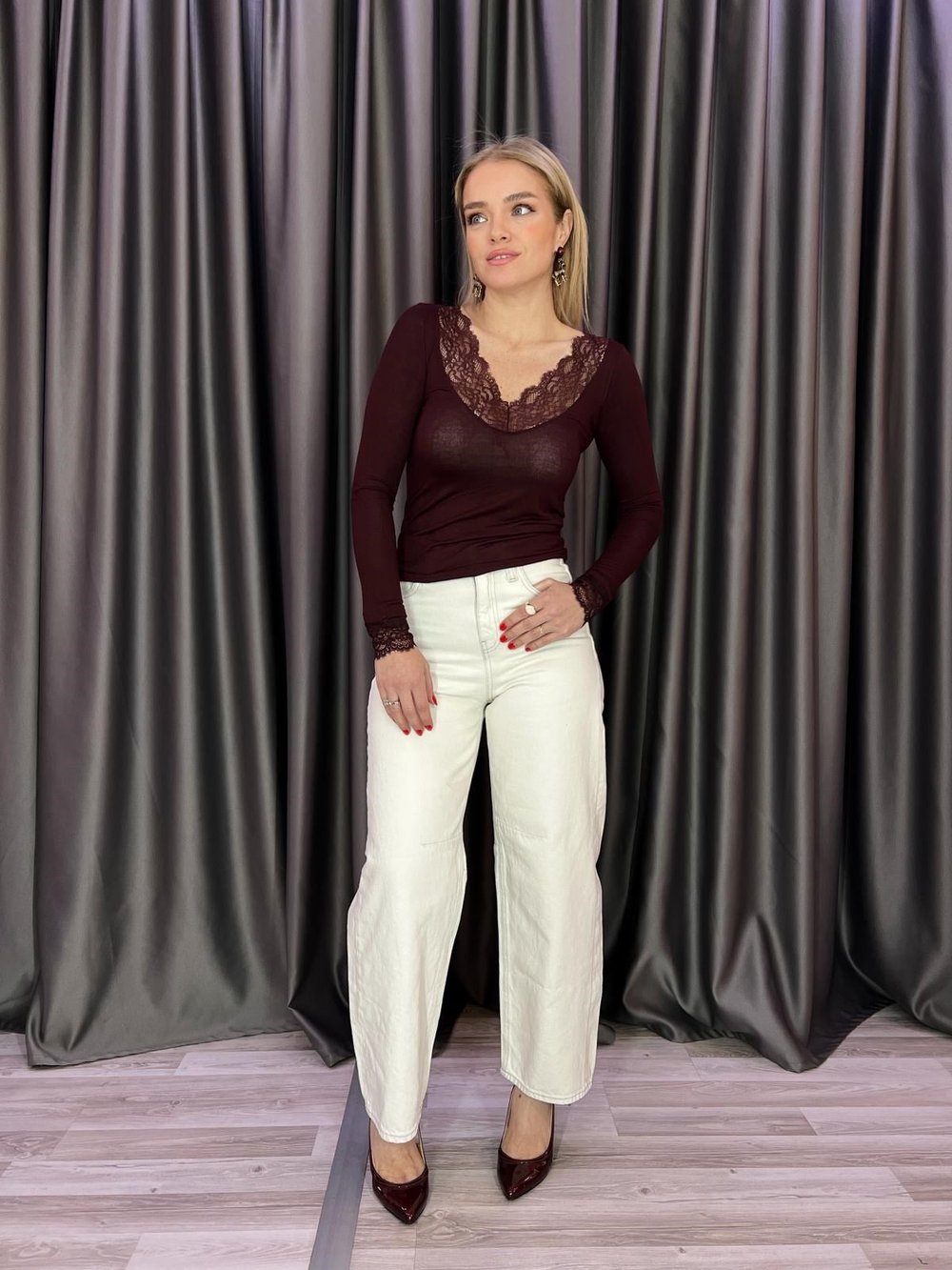 V Yaka Dantelli Kaşmir Bordo Bluz