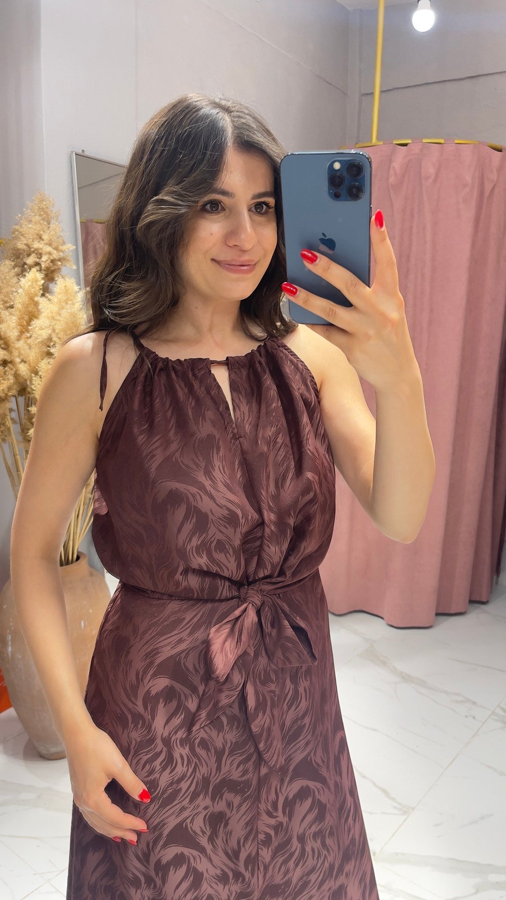 HALTER YAKA ÖNDEN BAĞLAMA DETAYLI ELBİSE-BORDO
