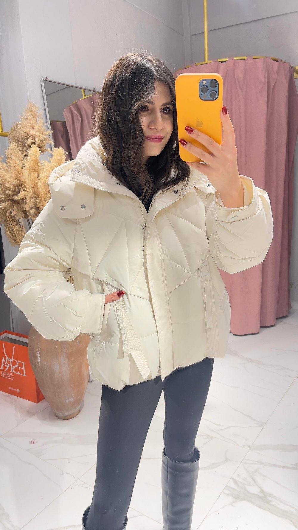 TASARIM MODEL ŞİŞME MONT-EKRU