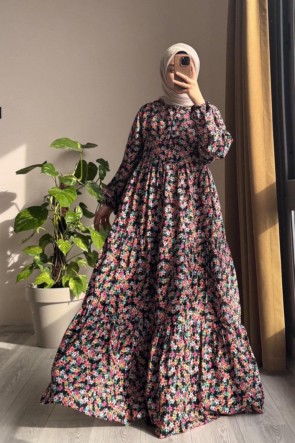 Çiçek Bahçesi Elbise - 0017