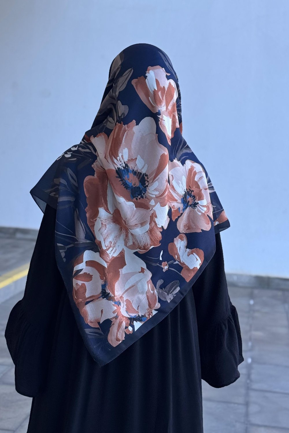 Classic Bloom Desen Pamuk Eşarp - Lacivert