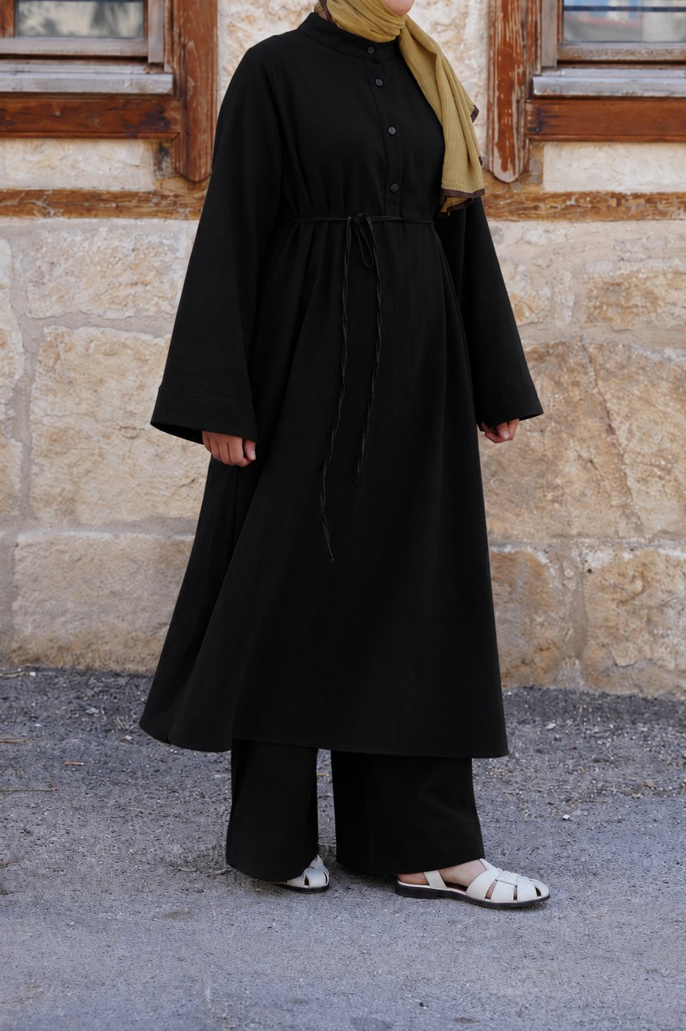 Pat Detaylı Keten Takım - Siyah
