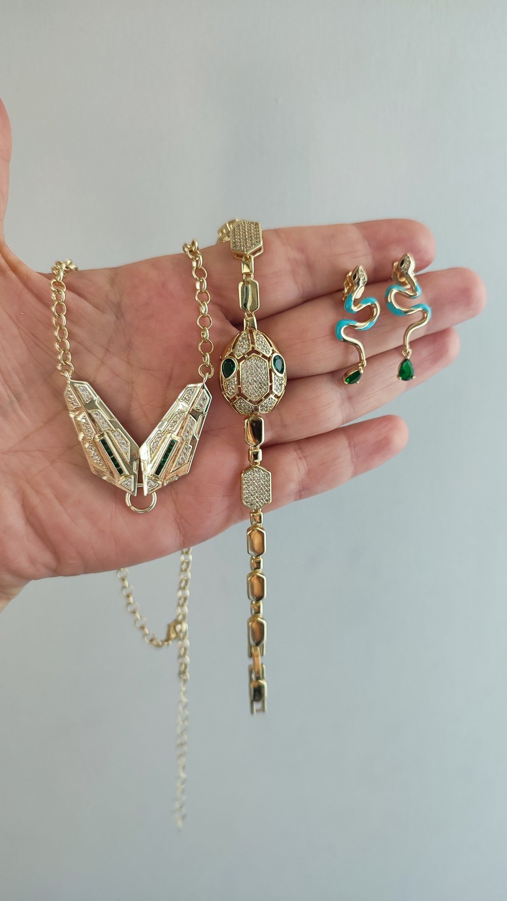 GOLD ÖZEL SERİ YEŞİL TAŞLI KOMBİN 