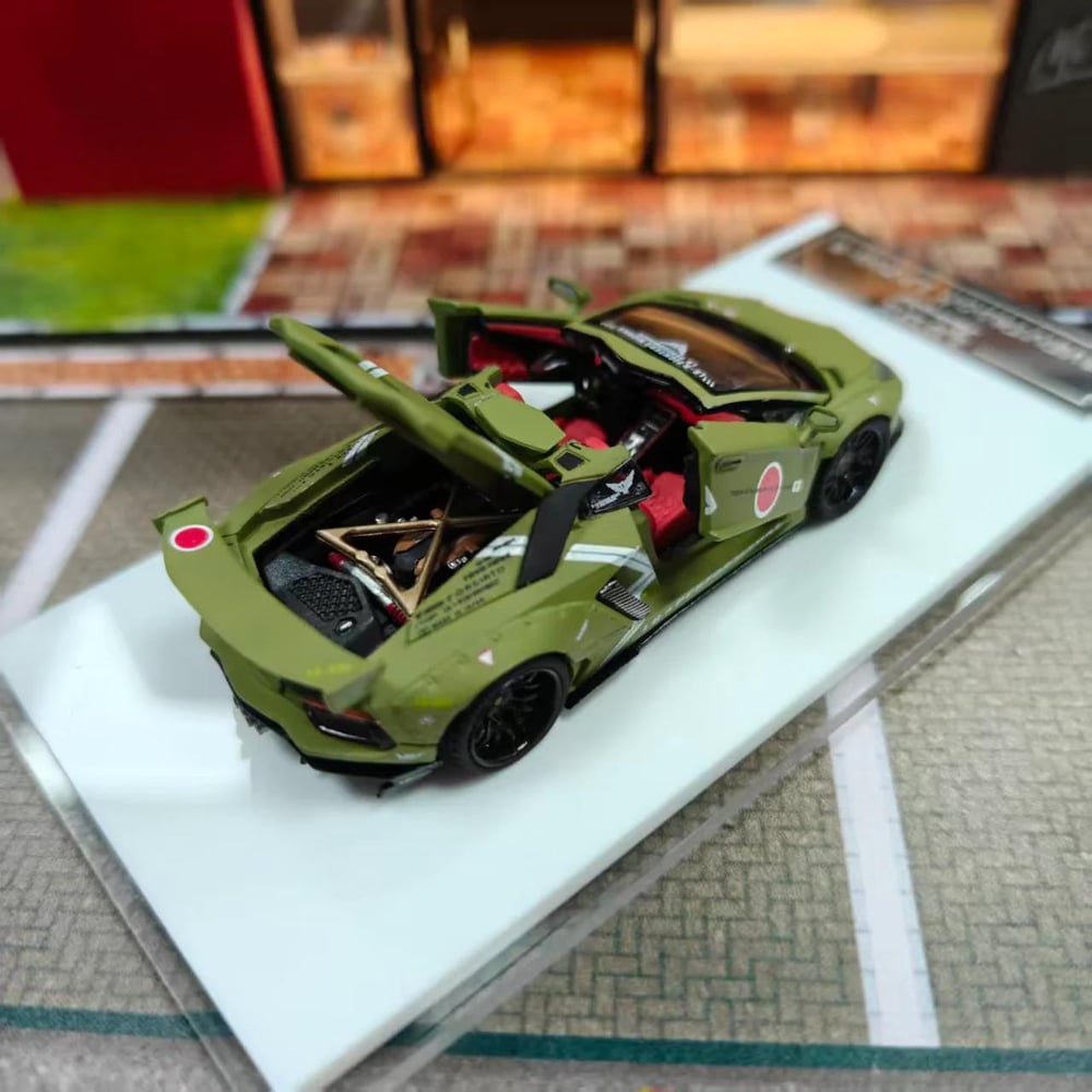 Autophile 1:64 Lamborghini LP700-4 Roadster LBWK Wide-Body Modified Military Green