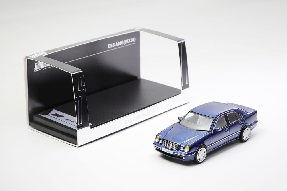 Shadow 1:64 Mercedes-Benz E55 AMG Blue(LHD)